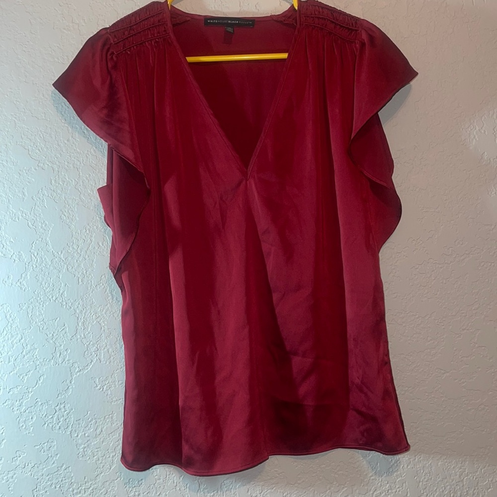 Flutter sleeve blouse